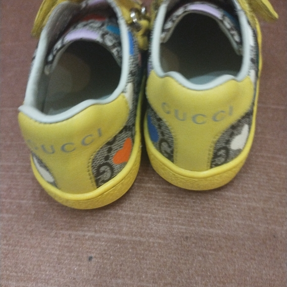 Shoes - Picture 2 of 5